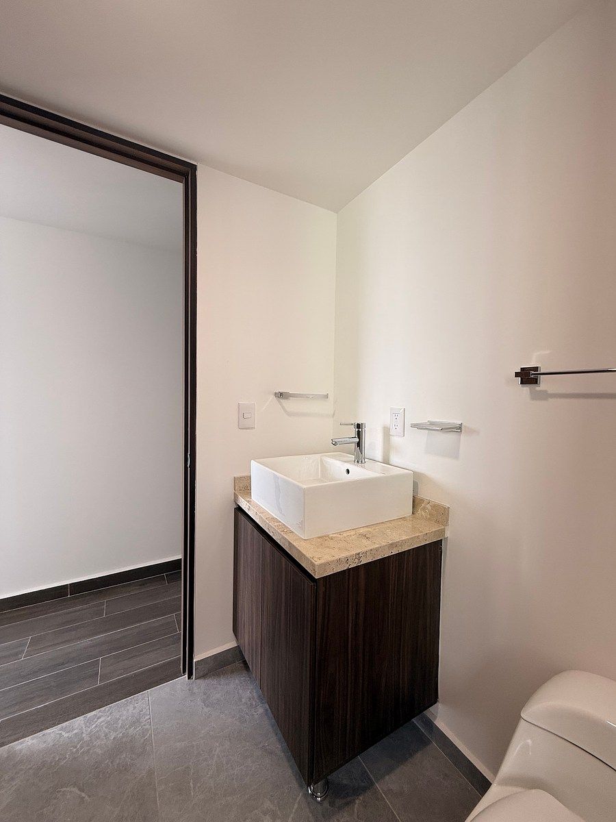 Baño, foto 4 de 36