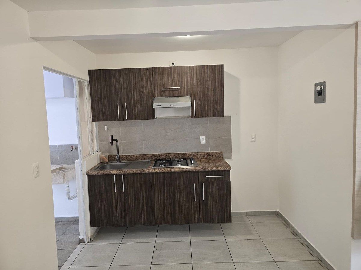 Apartamento para Aluguel em Villas del Refugio TÉRREO, foto 1 de 12