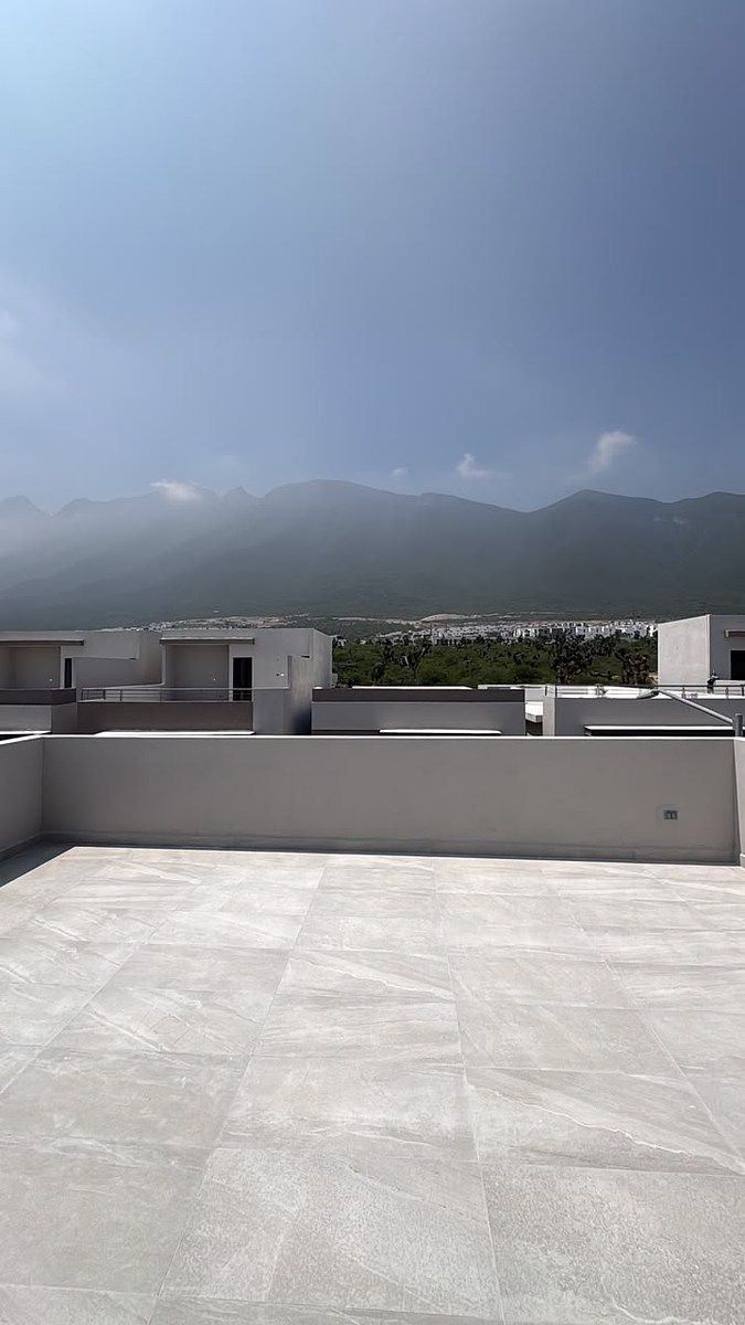 House in Dominio Cumbres, García, photo 2 of 4