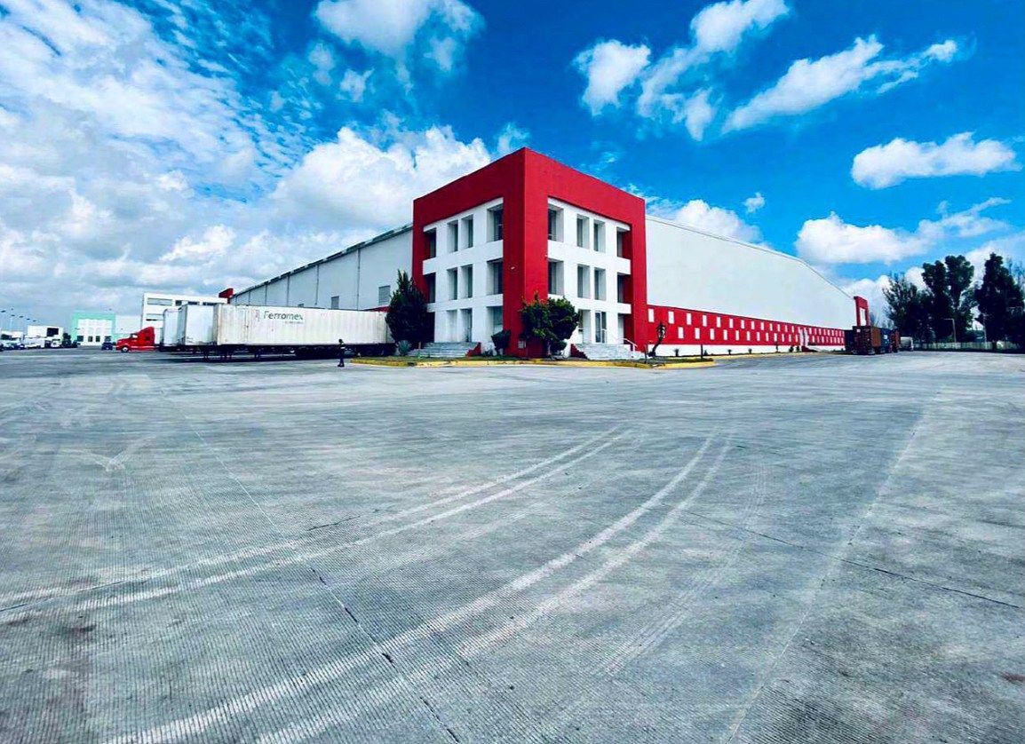 Prédio industrial em Calamanda, El Marqués, foto 4 de 7