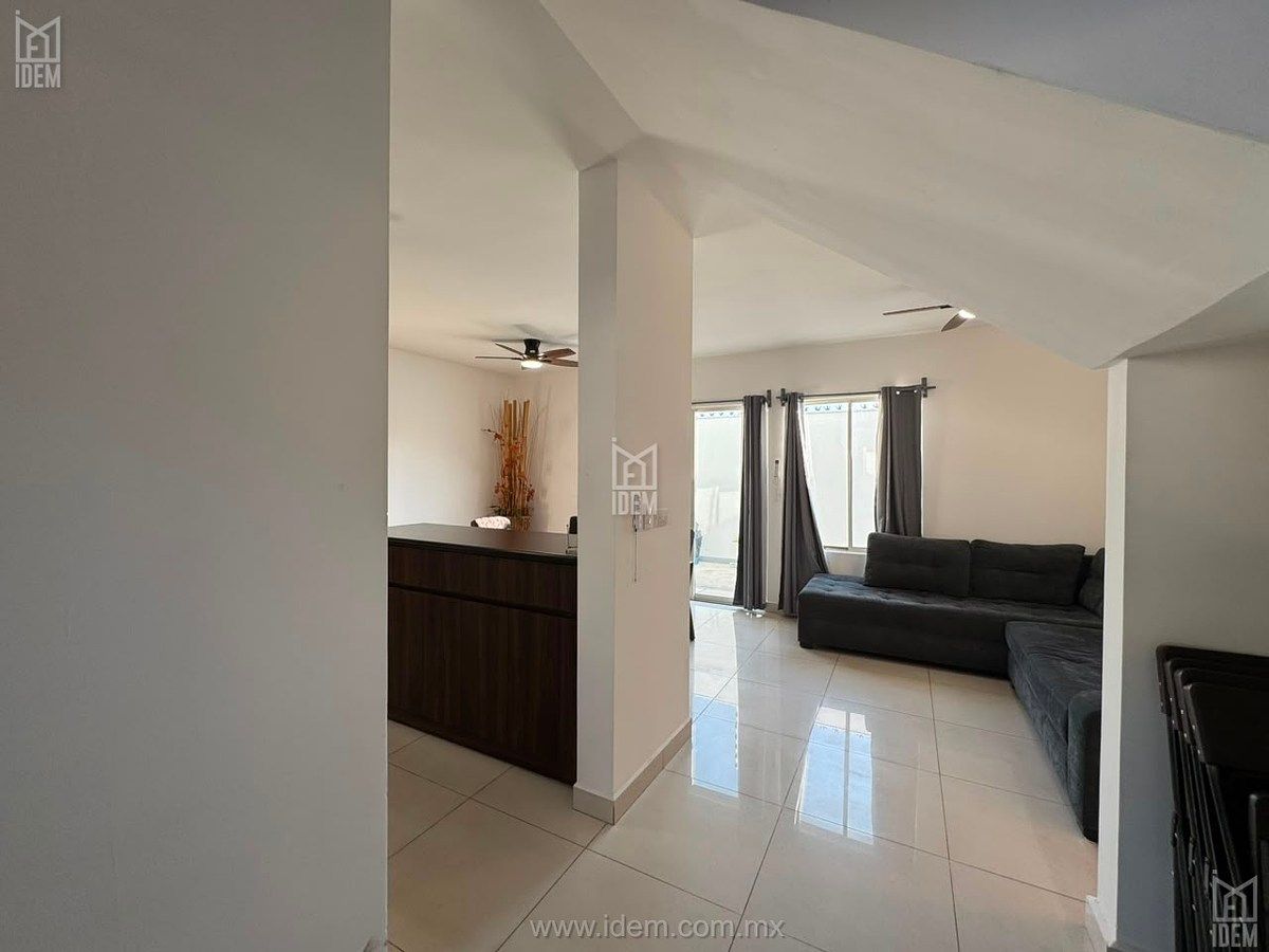Casa en Dominio Cumbres, García, foto 3 de 20