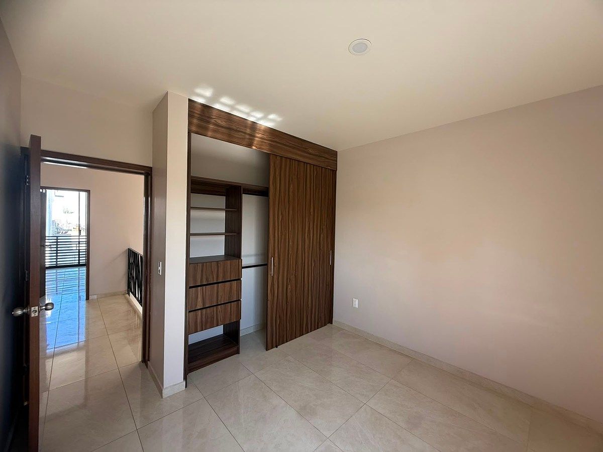 Casa em Valle Imperial, Zapopan, foto 20 de 36