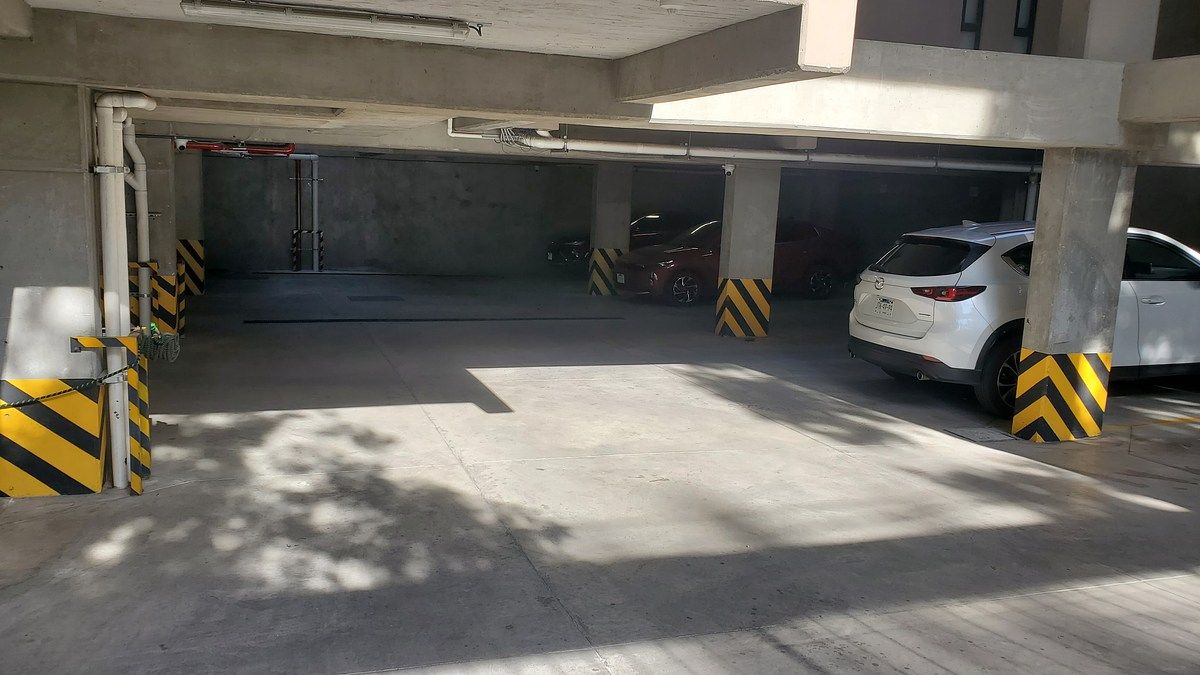 Estacionamiento, foto 15 de 18