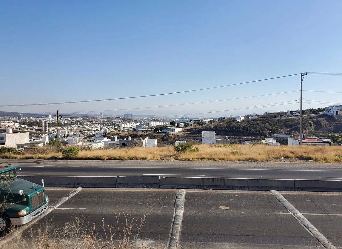 Lote comercial em Real de Juriquilla, Querétaro, foto 3 de 5