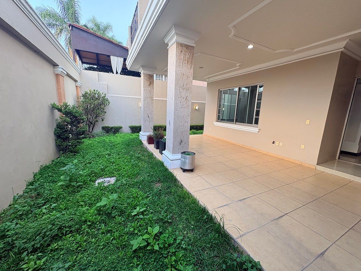 Casa em Virreyes Residencial, Zapopan, foto 30 de 35