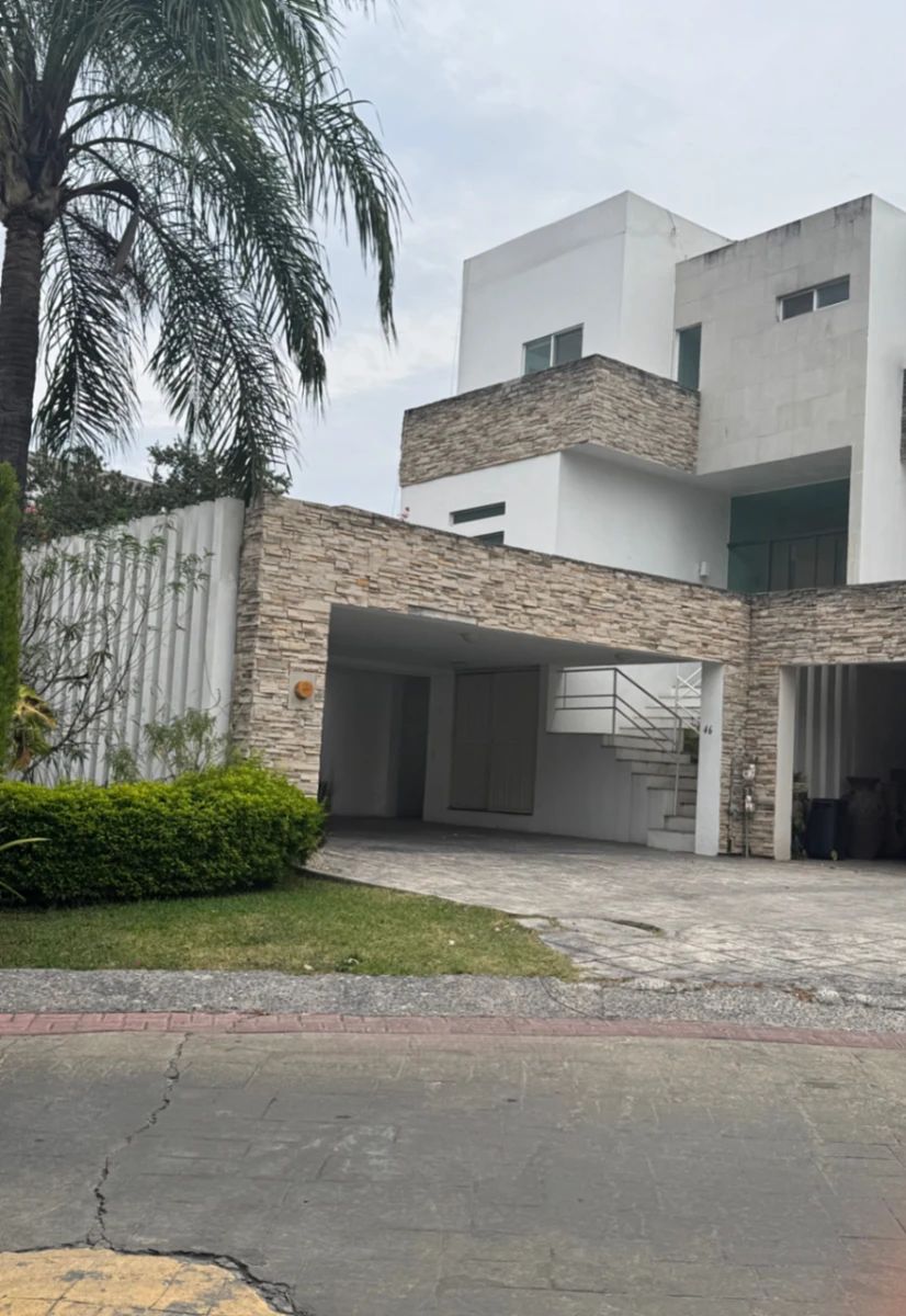 CASA EN VENTA EN LA MURALLA VALLE ORIENTE SPGG, foto 1 de 15