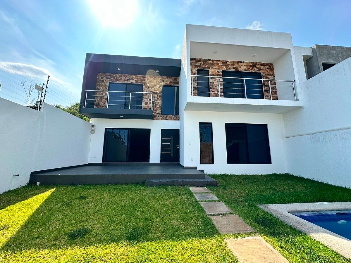 CASA EM LOMAS TRUJILLO, foto 1 de 28