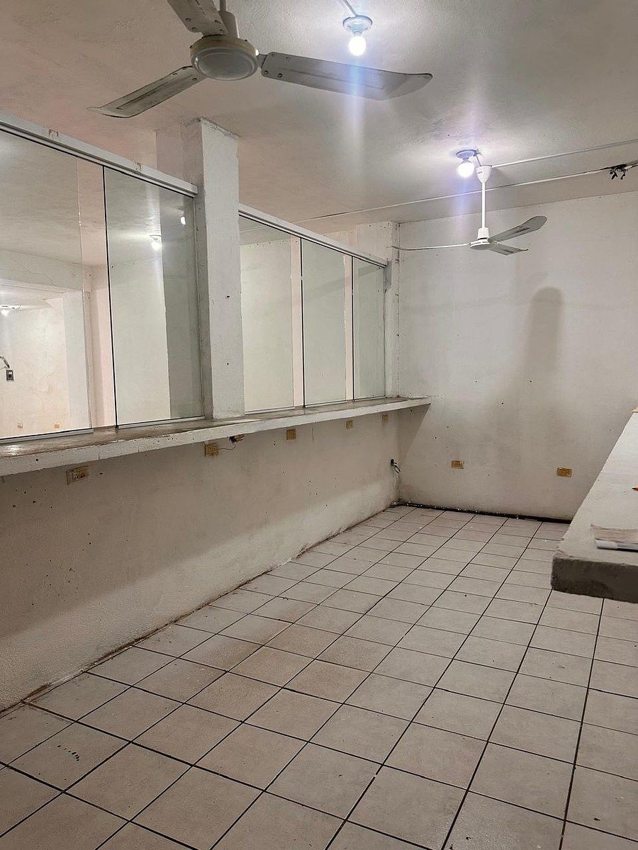 Sala Comercial em Adolfo Lopez Mateos, Santa Catarina, foto 15 de 16