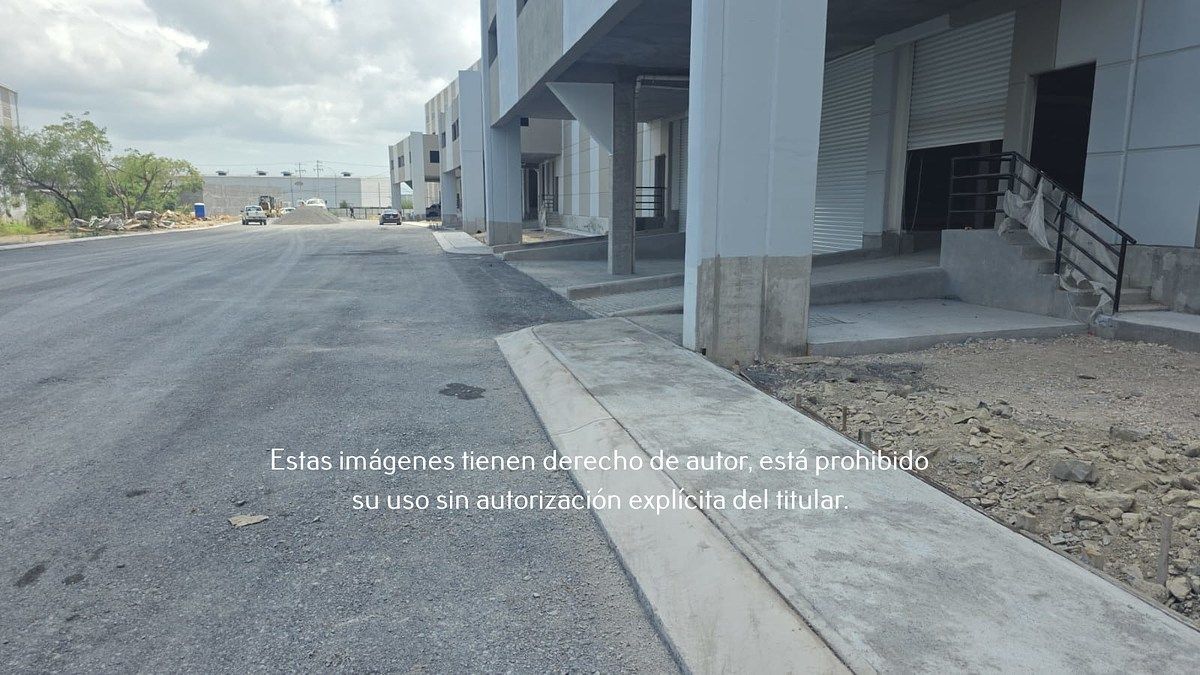 Local Comercial en Renta en Apodaca, foto 2 de 3