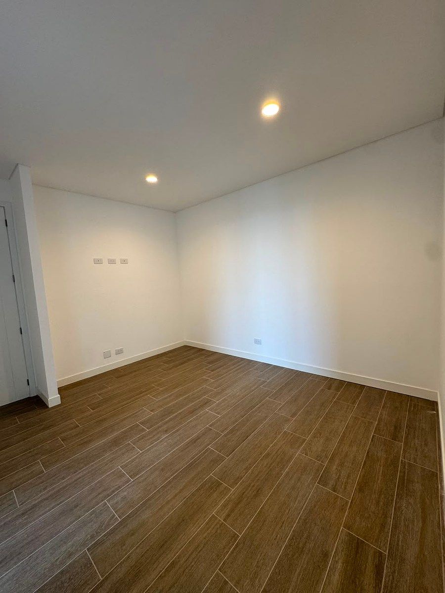 Apartamento en Zona 10, Guatemala, foto 5 de 9