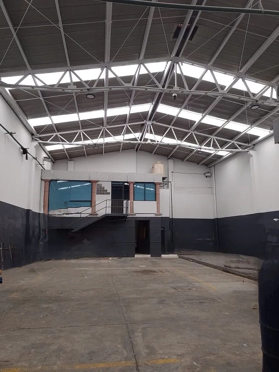 Renta/venta de Bodega Comercial en Los Reyes, Iztacalco AO504, foto 1 de 21