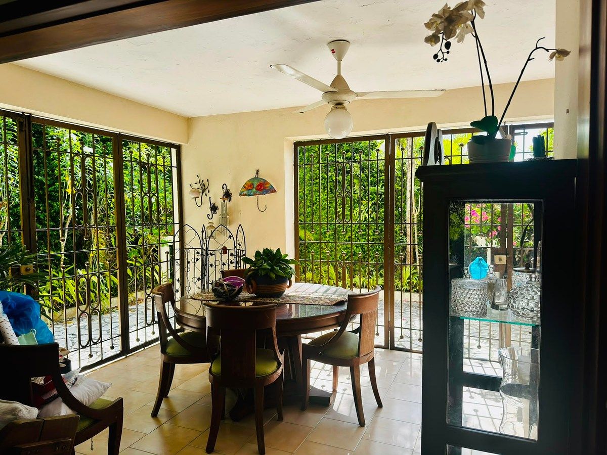 Casa en Altos de Arroyo Hondo II, Santo Domingo Centro (Distrito Nacional), foto 5 de 9