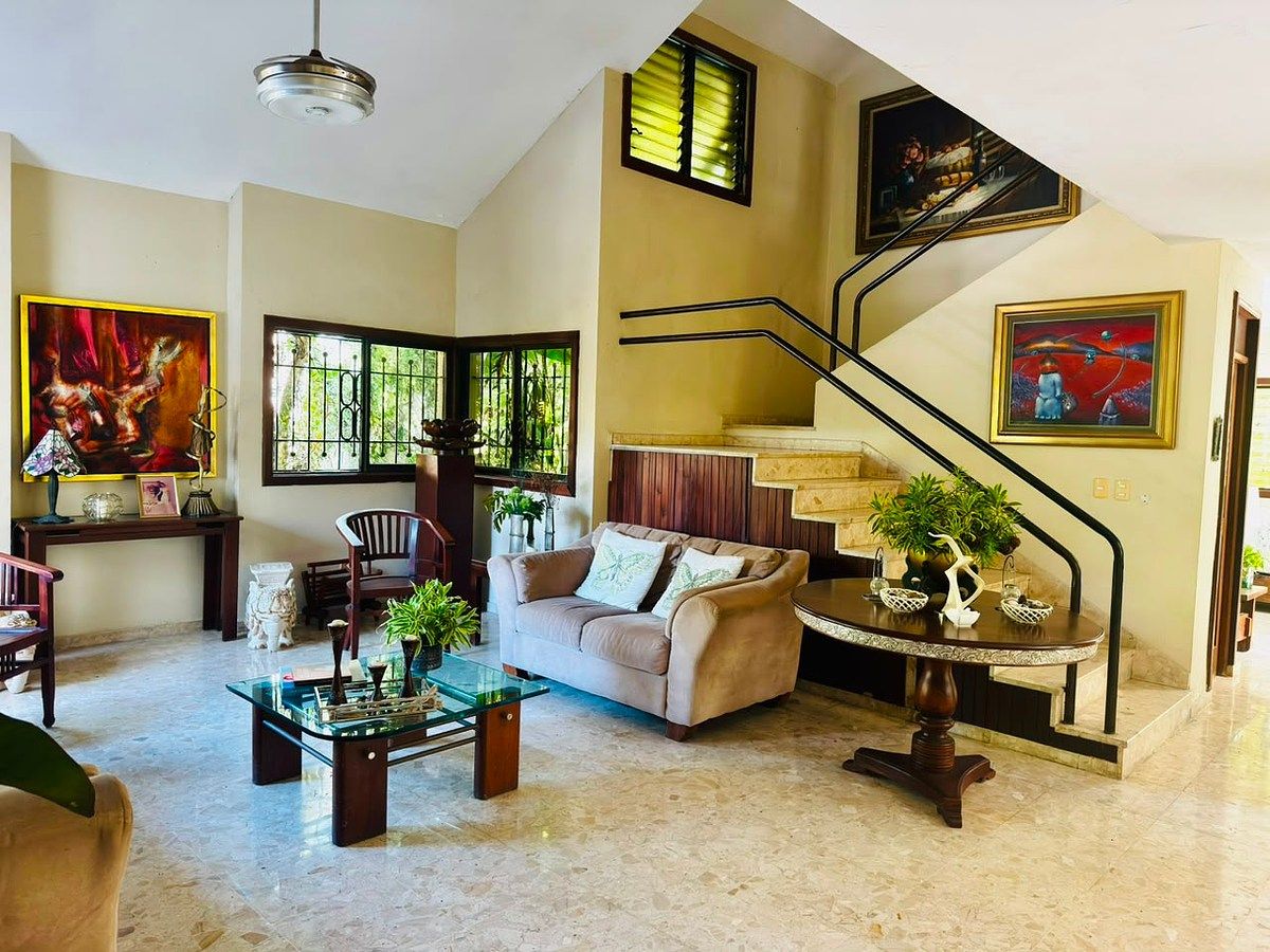 Casa en Altos de Arroyo Hondo II, Santo Domingo Centro (Distrito Nacional), foto 6 de 9