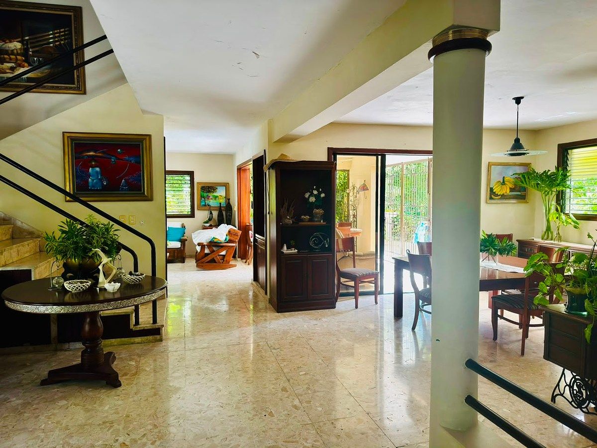 Casa en Altos de Arroyo Hondo II, Santo Domingo Centro (Distrito Nacional), foto 7 de 9