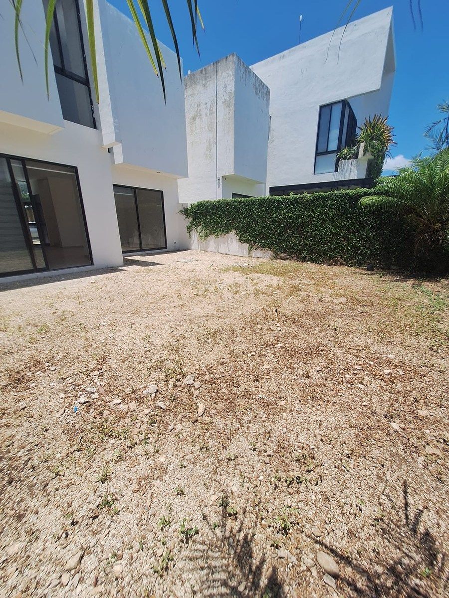 CASA EN VENTA EN REAL MONTEJO EN MERIDA YUCATAN - foto 2
