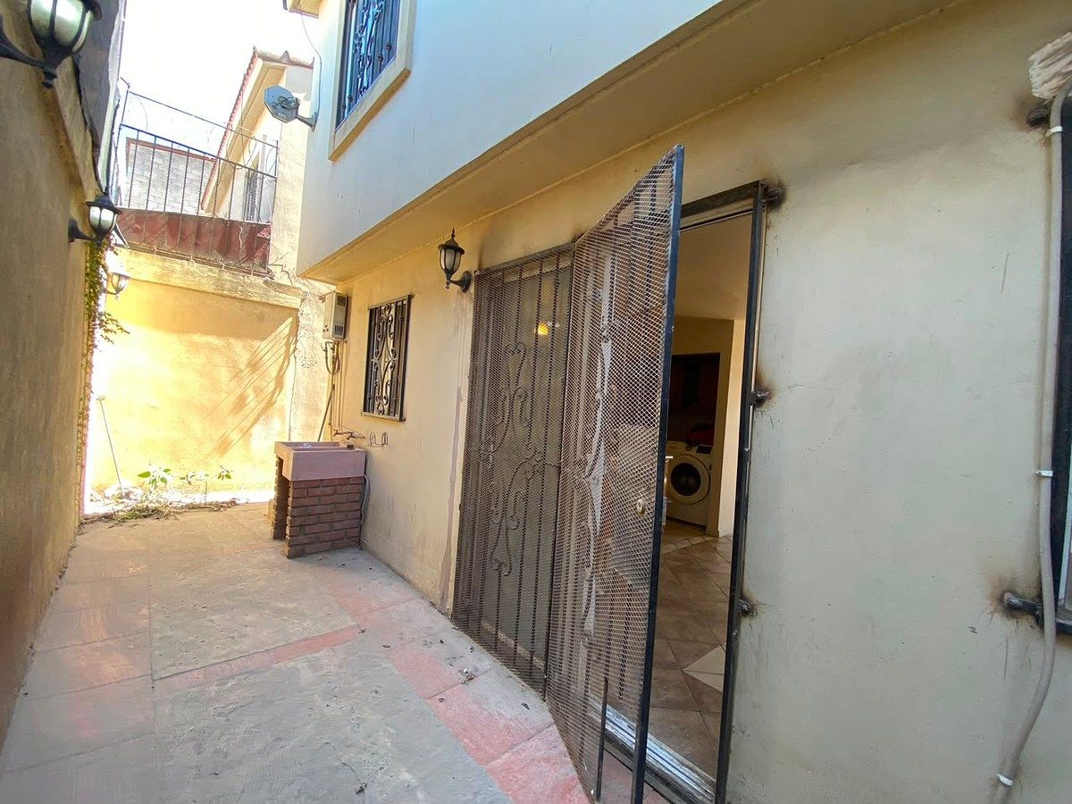 Casa en Jardín Dorado, Tijuana, foto 6 de 19