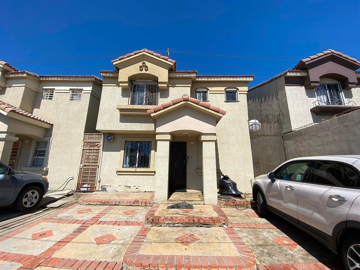 Casa en venta en Jardín Dorado en Montecarlo cerca de Cucapah Villa Fontana Otay, foto 1 de 19