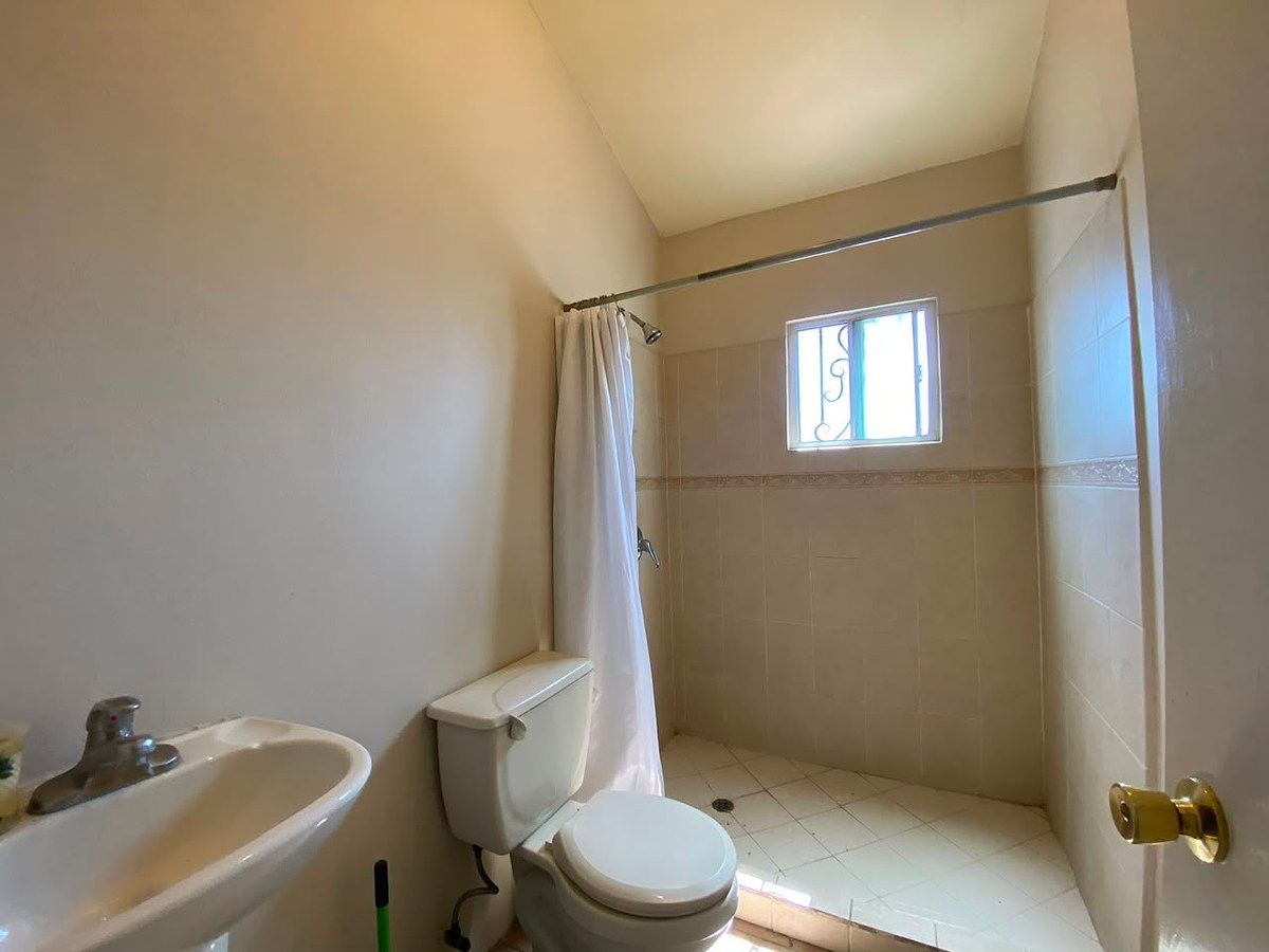 Casa en Jardín Dorado, Tijuana, foto 17 de 19