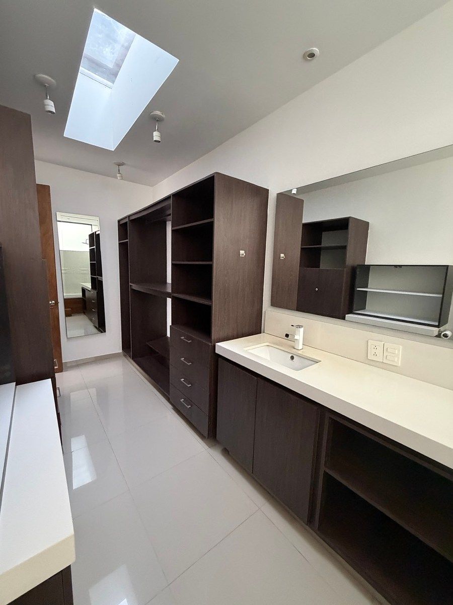 Casa en Valle Imperial, Zapopan, foto 25 de 44