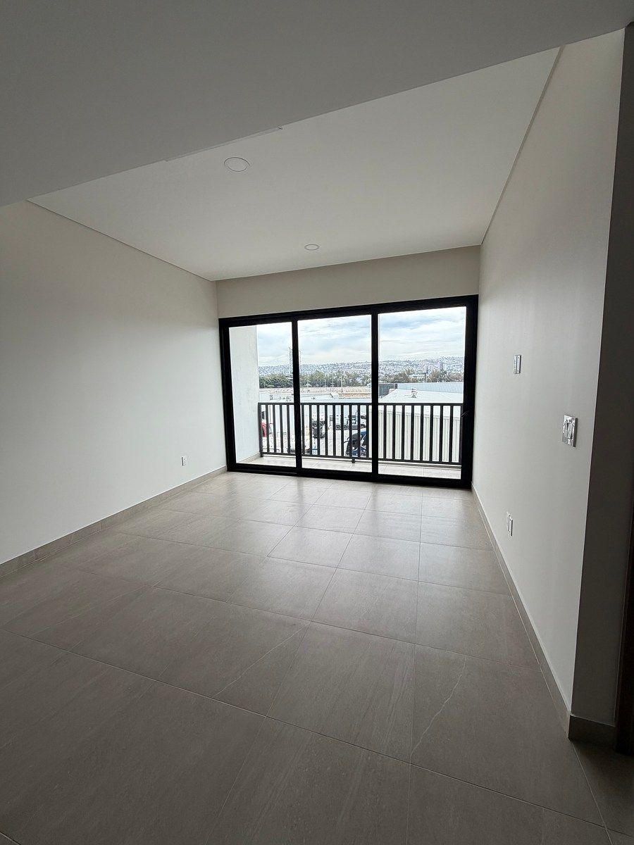APARTAMENTO À VENDA EM BUENA VISTA, foto 1 de 7