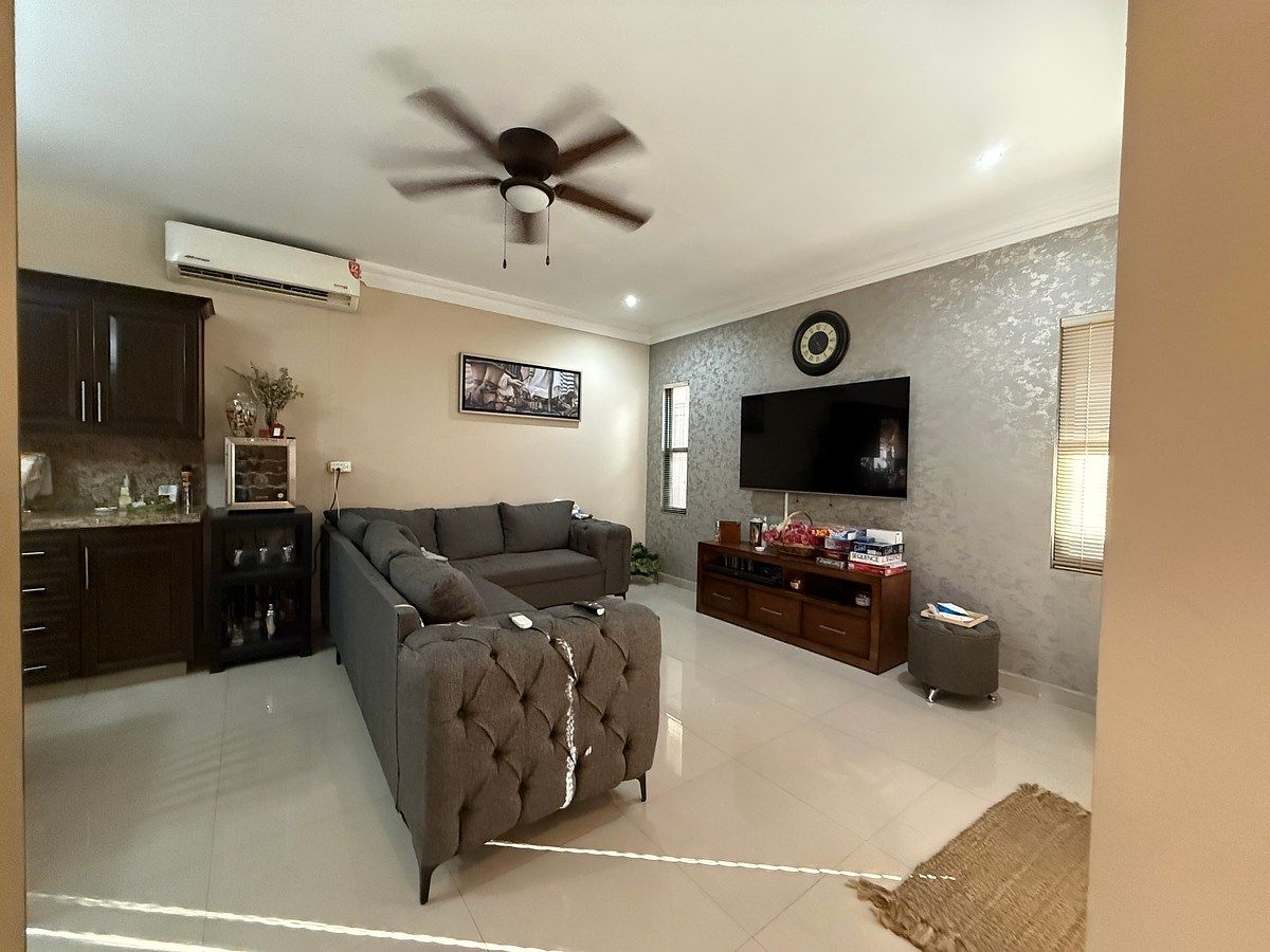 House in Granadas de Laderas, Monterrey, photo 6 of 22