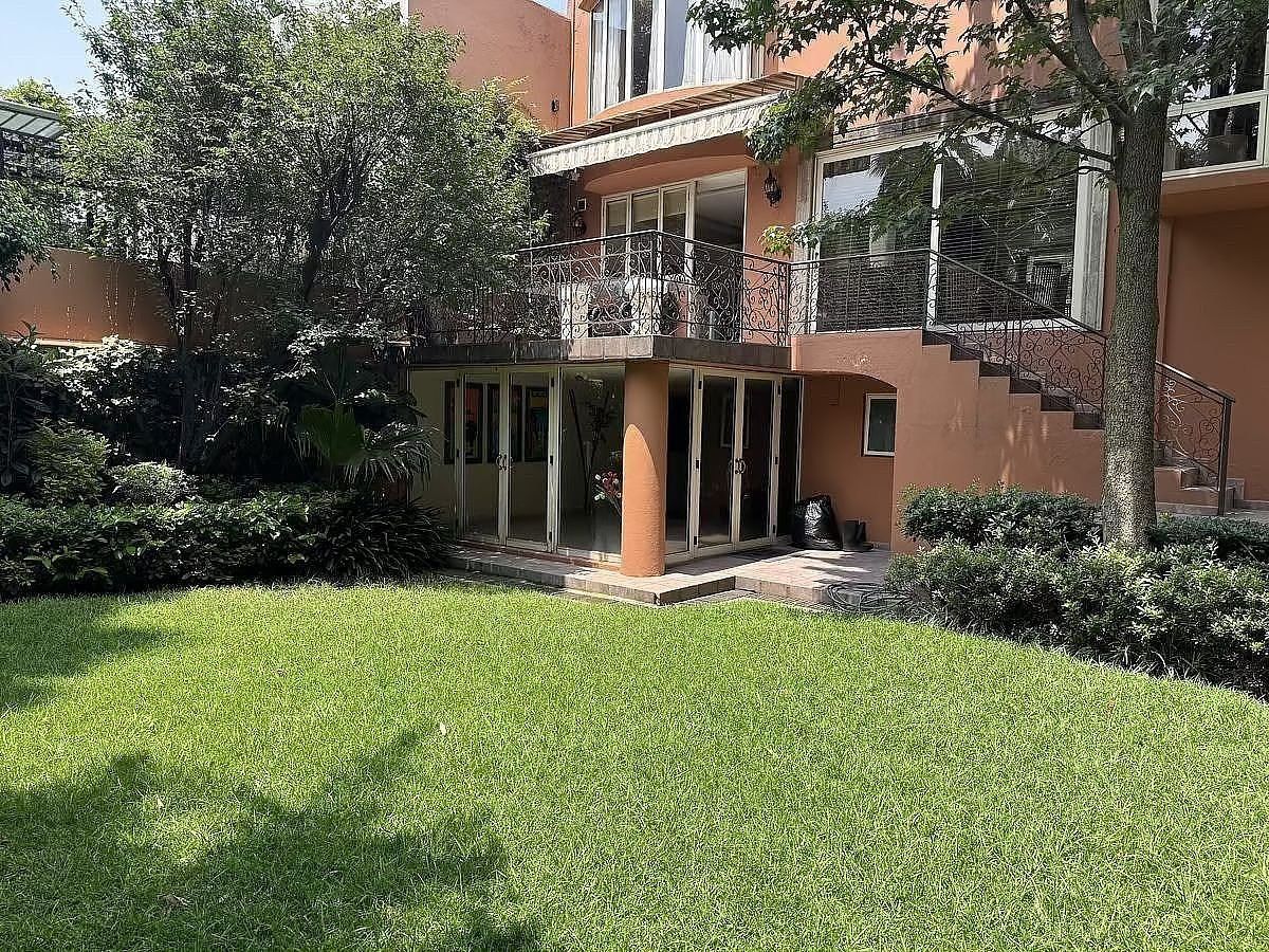 APROVEITE: VENDA DE LINDA CASA EM LOMAS DE TECAMACHALCO, NAUCALPAN DE JUÁREZ, foto 1 de 15