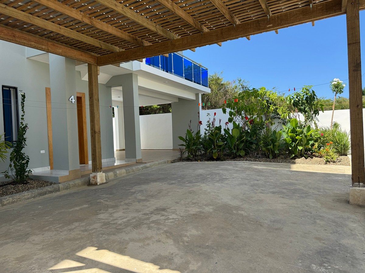 House in San Felipe de Puerto Plata, photo 2 of 22