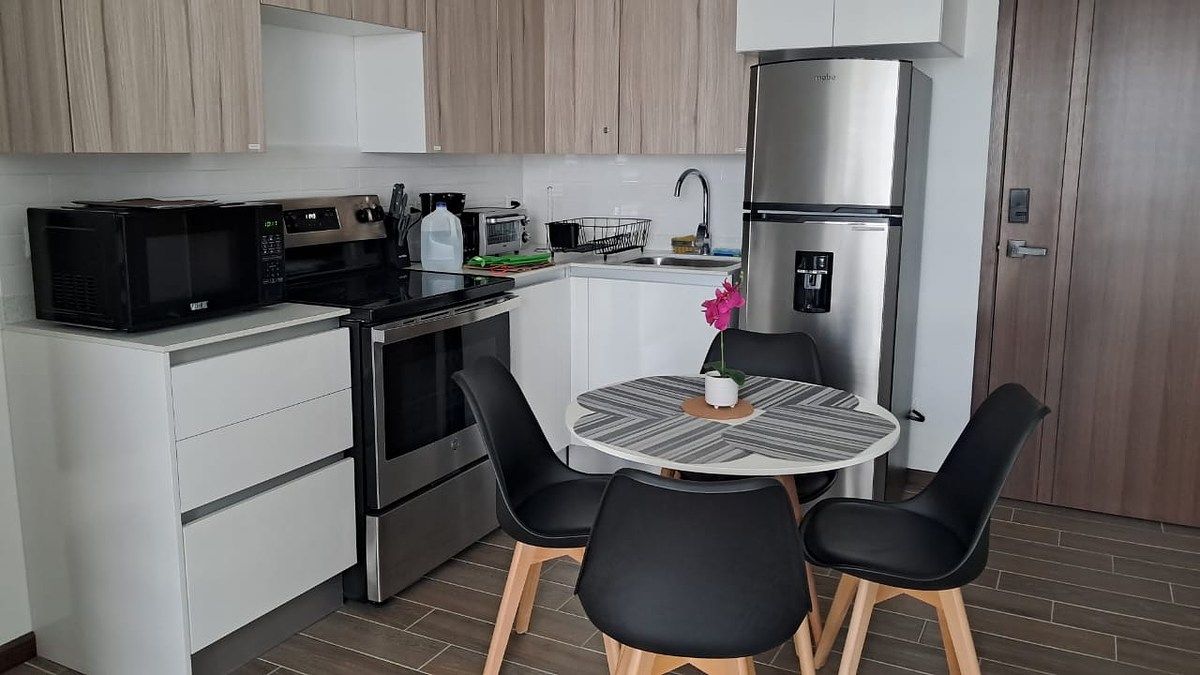 Zona 13/ Edificio Inara/ 50m² - Image 2