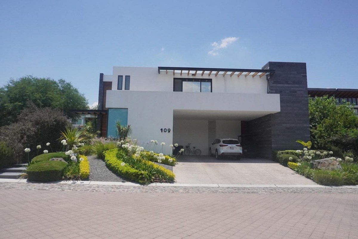 Casa em El Campanario, Querétaro, foto 2 de 32