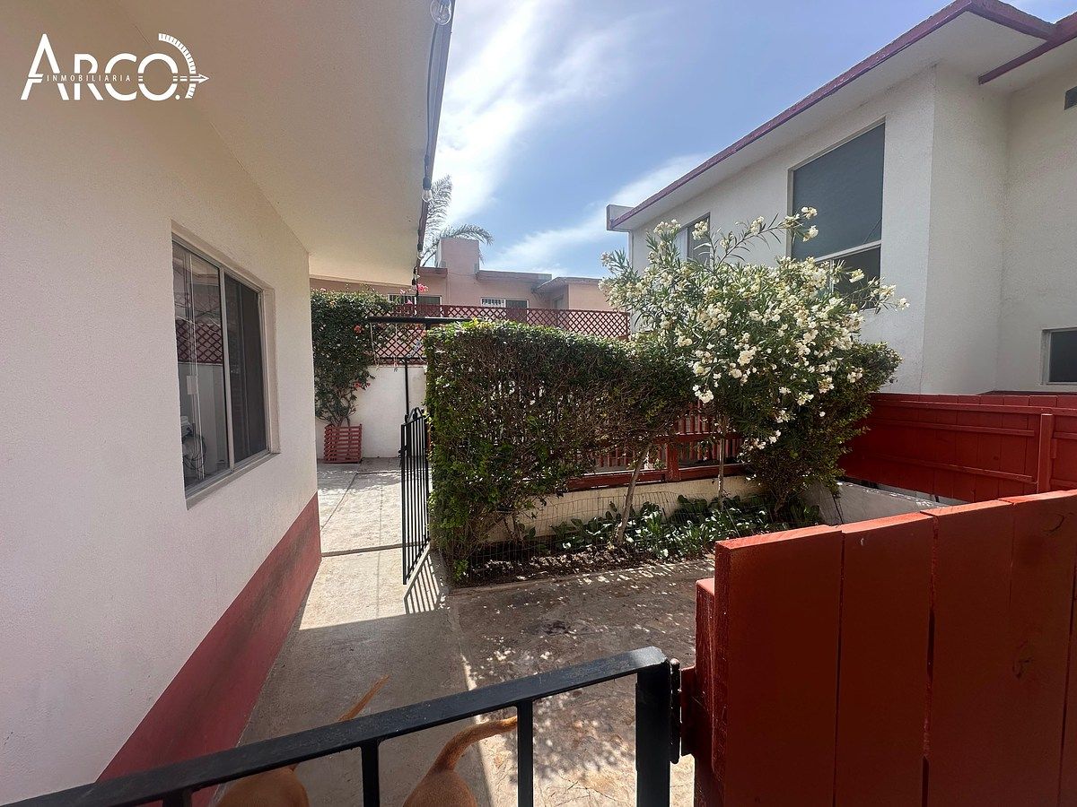 Casa en Valle Dorado, Ensenada, foto 2 de 15