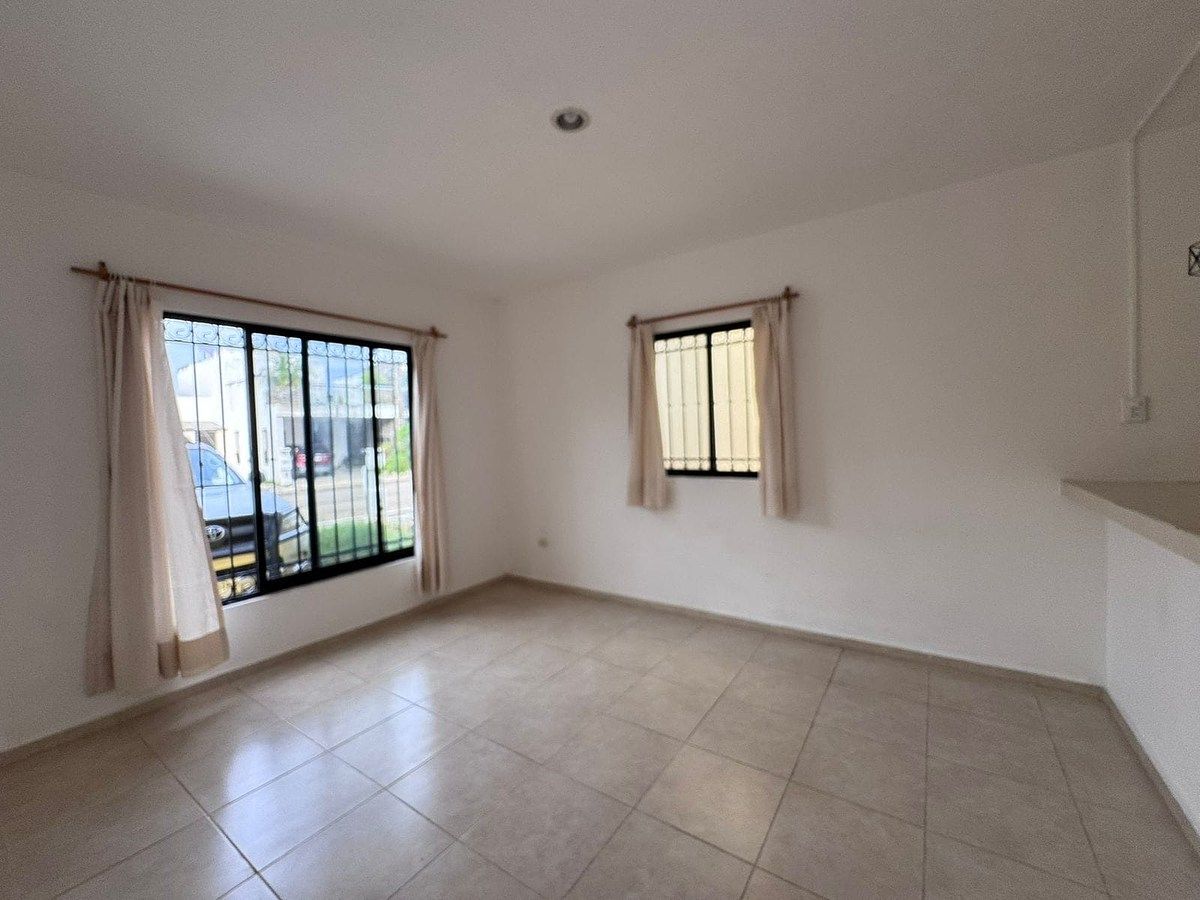 Casa em condomínio fechado em Gran Santa Fe, Mérida, foto 2 de 11
