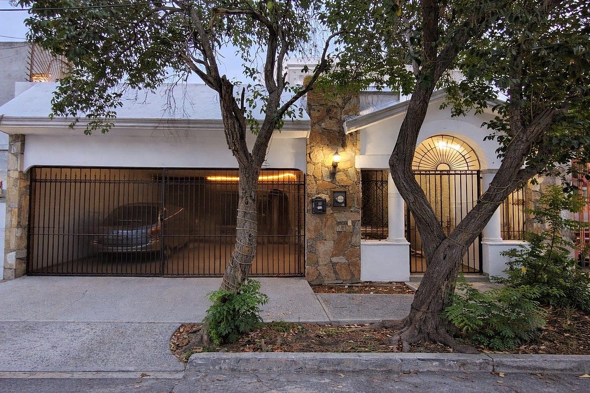 Hermosa casa en Venta Col. Del Prado, Mty, foto 1 de 18