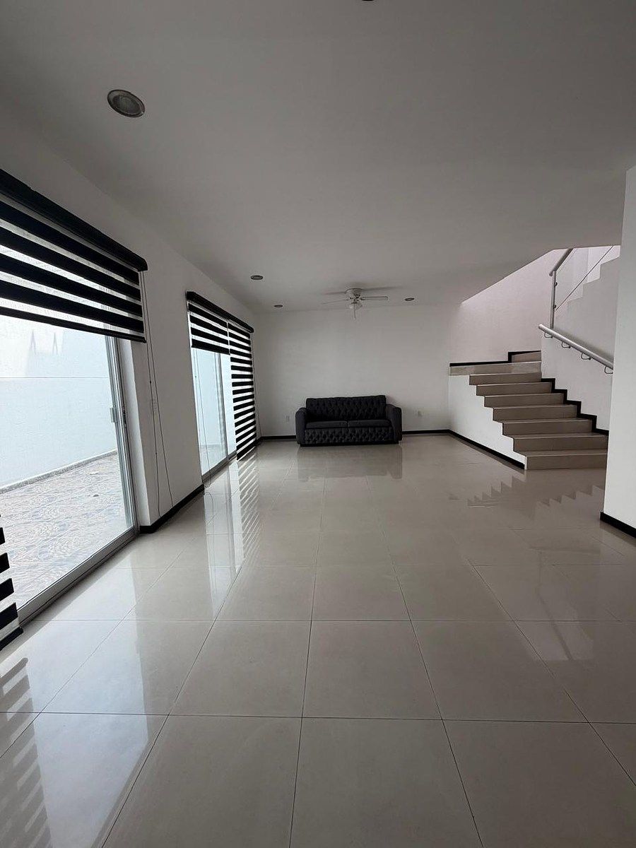 Casa em La Cima, Zapopan, foto 3 de 19