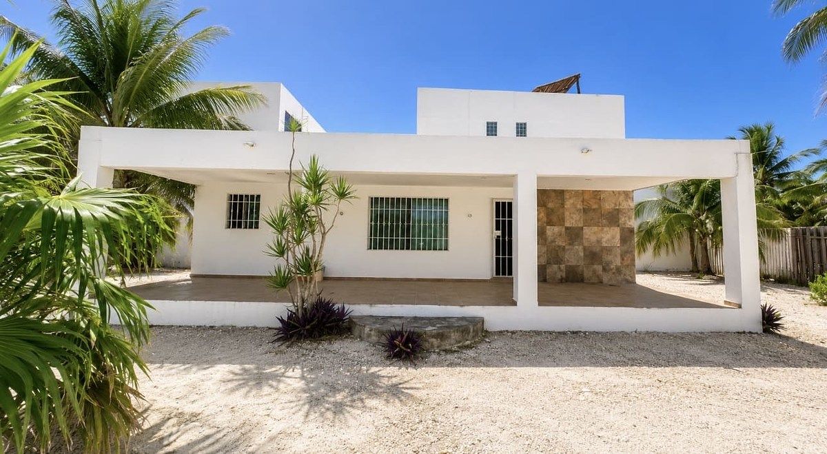 House in Chelem, Progreso, photo 2 of 11