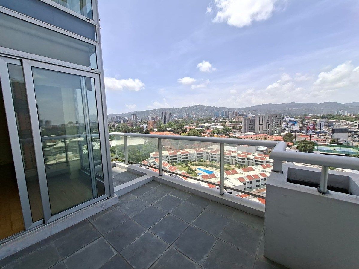 Apartamento en Zona 10, Guatemala, foto 10 de 16