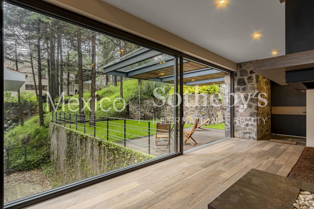 Casa en Venta en Club de Golf Los Encinos, Privada de los Cedros - foto 1