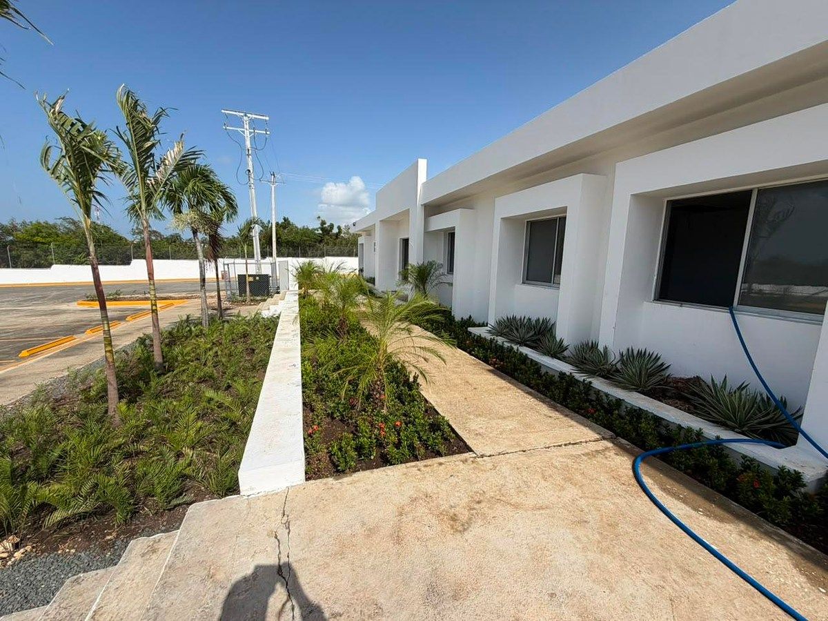 Nave en Santo Domingo Este, foto 10 de 17