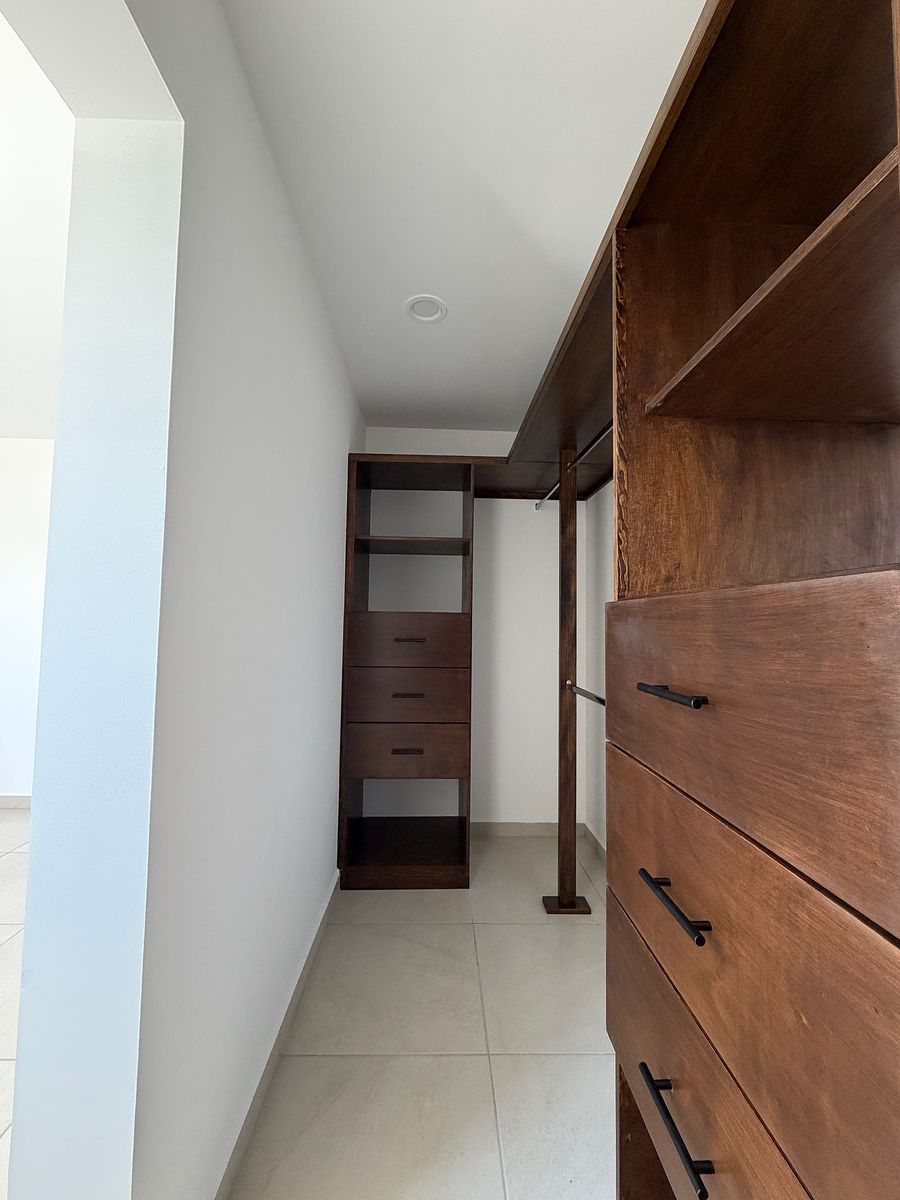 Casa em Ciudad Meseta, Querétaro, foto 15 de 36