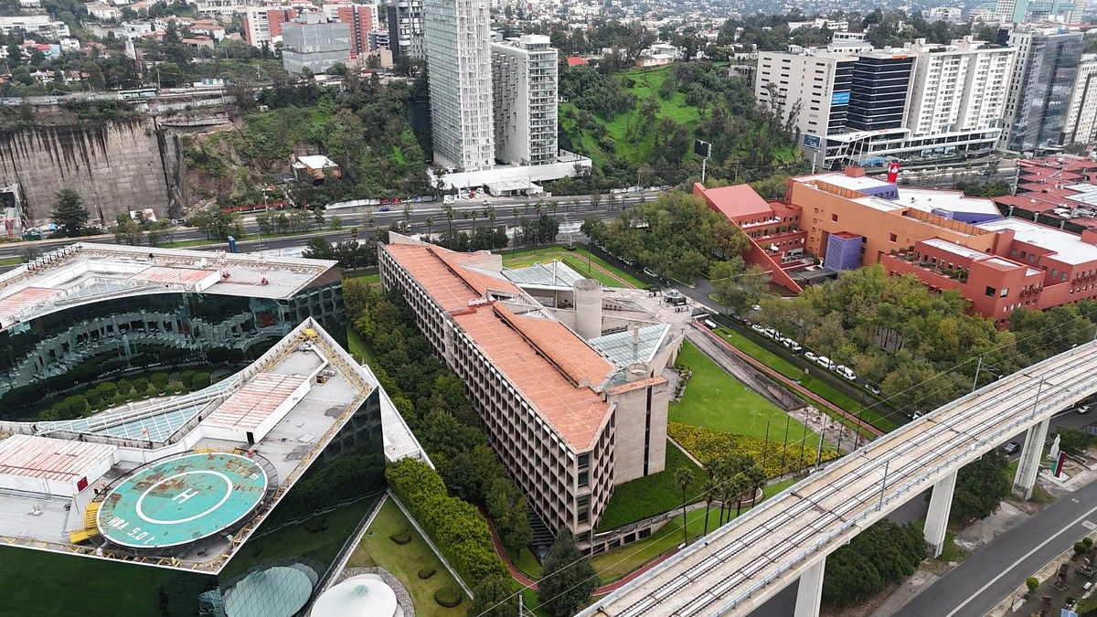 Edificio en ZEDEC Santa Fe, Álvaro Obregón, foto 3 de 5