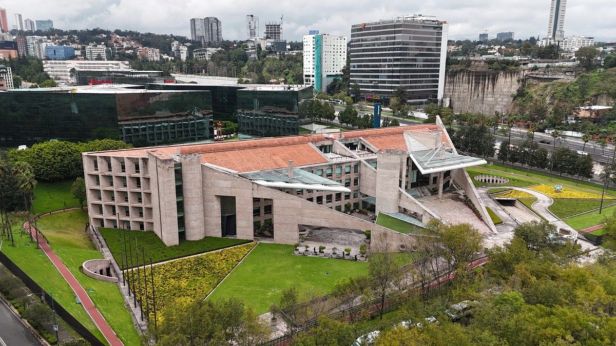Edificio en ZEDEC Santa Fe, Álvaro Obregón, foto 4 de 5