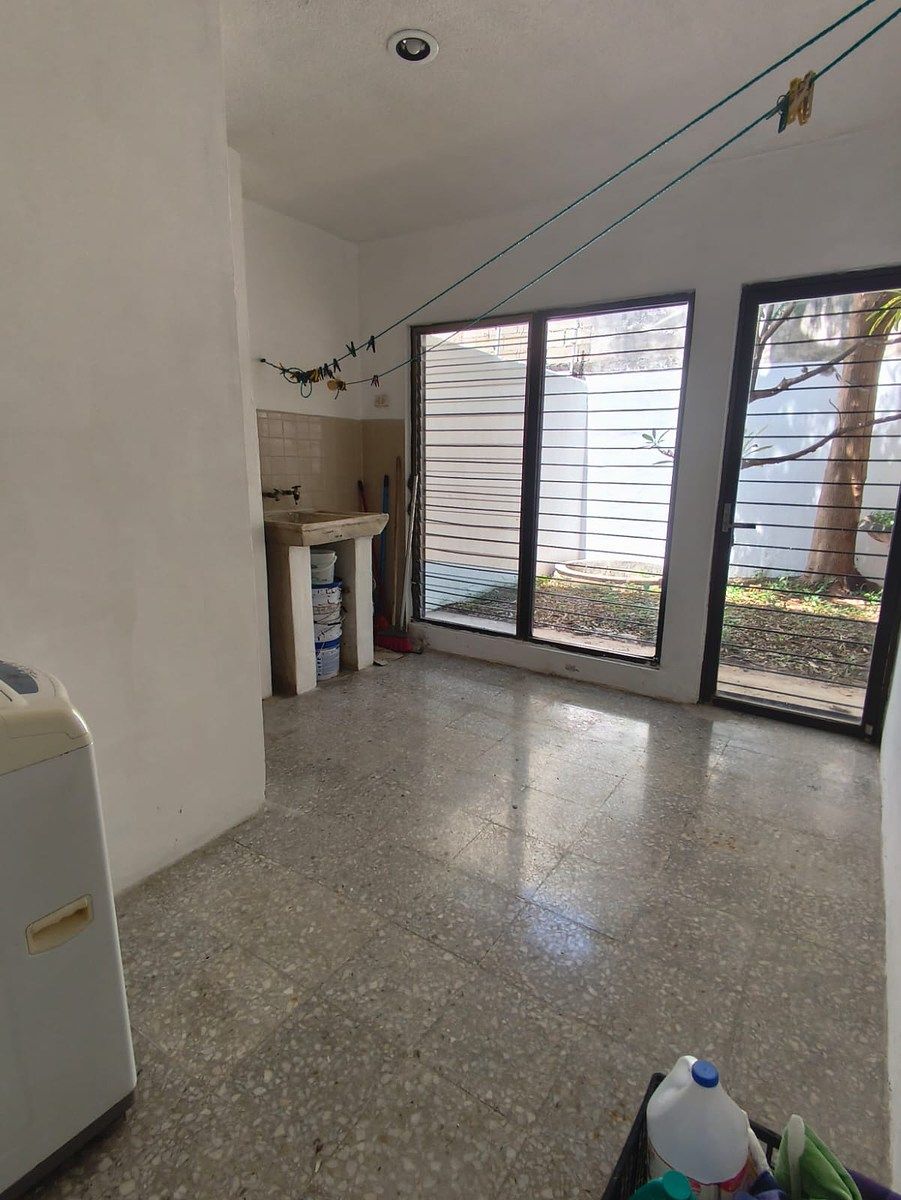 Cuarto de lavado, photo 7 of 16
