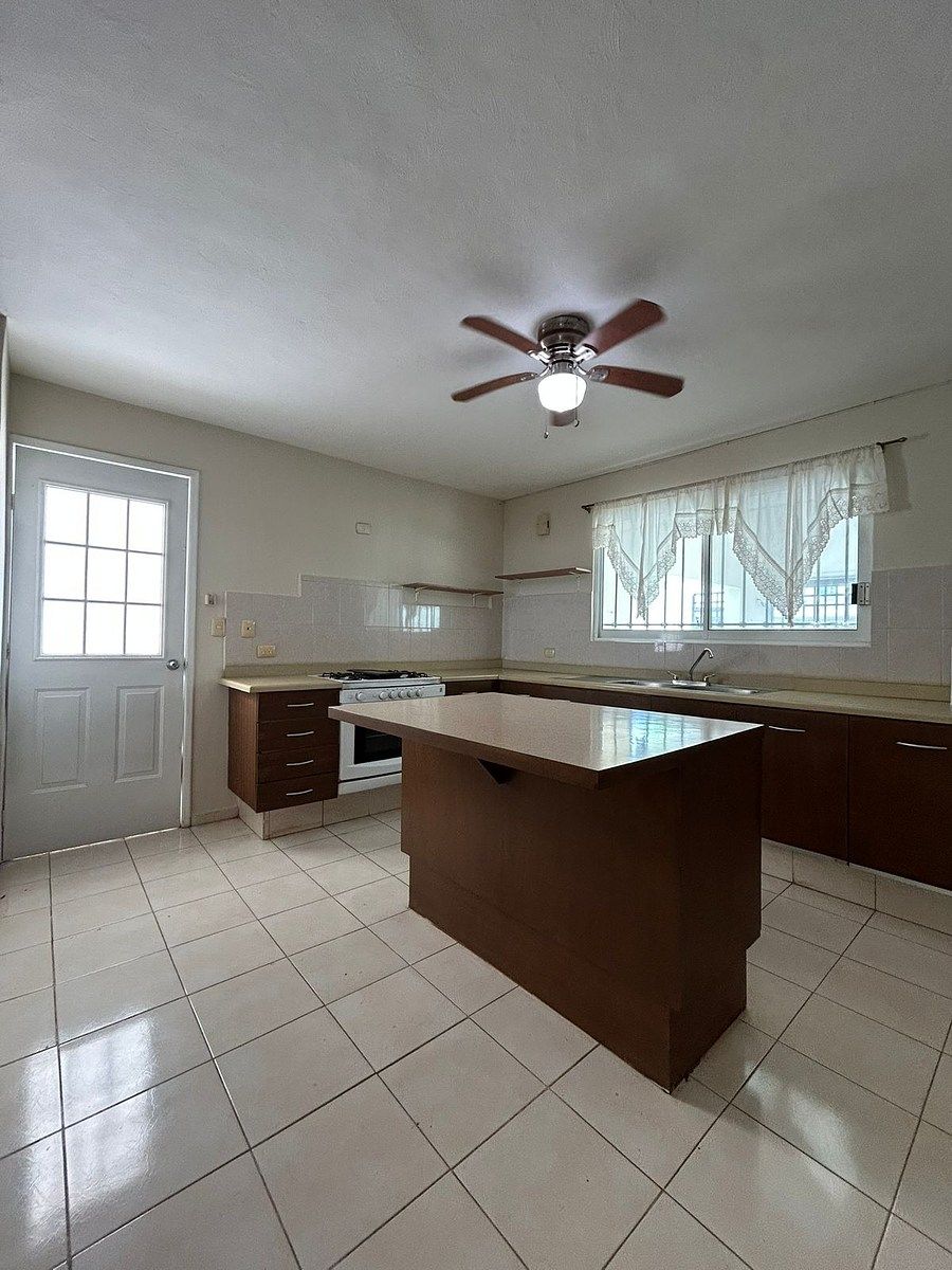 House in Altabrisa, Mérida, photo 8 of 18