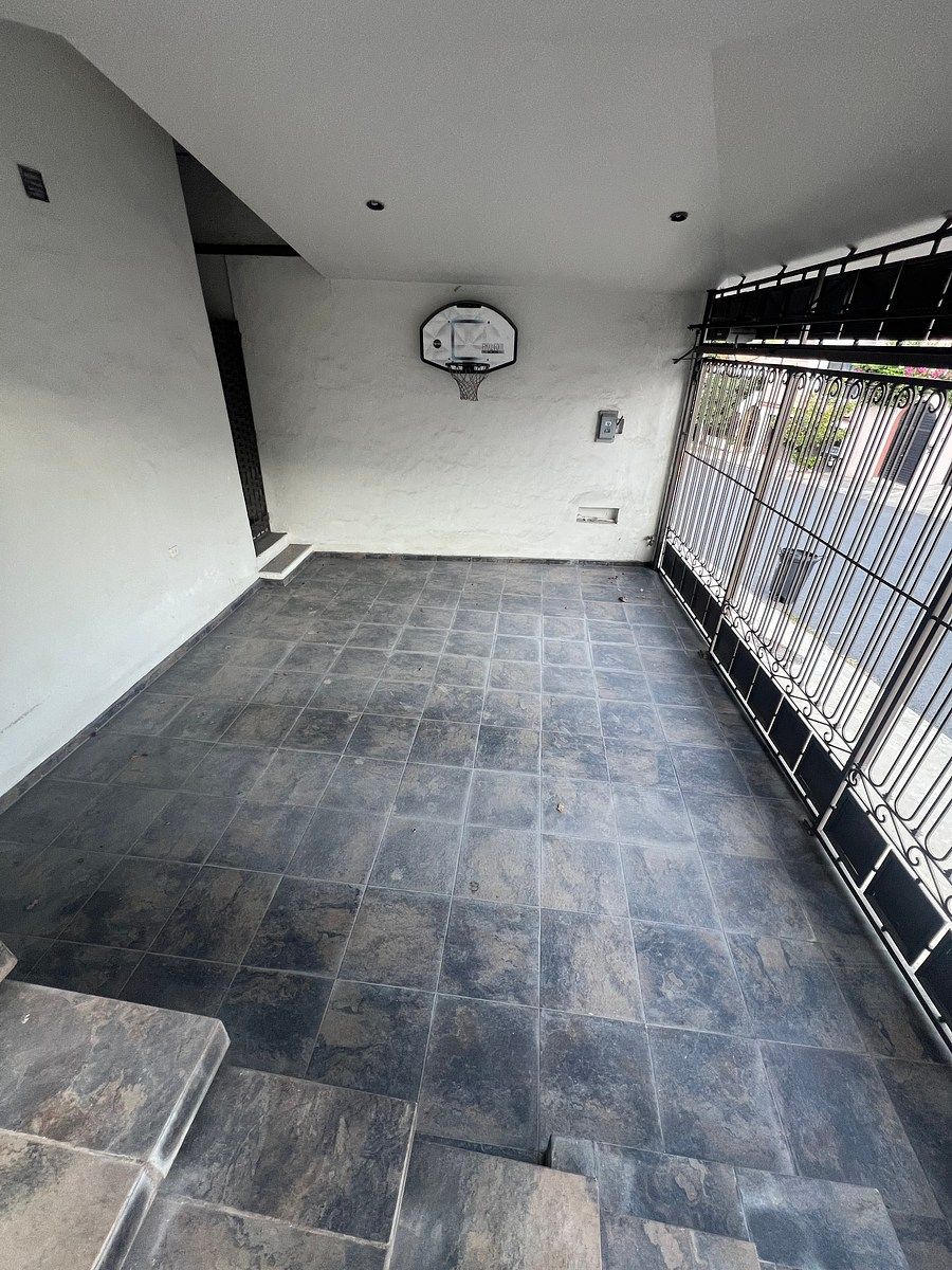 Casa en Colinas de San Jerónimo, Monterrey, foto 2 de 15
