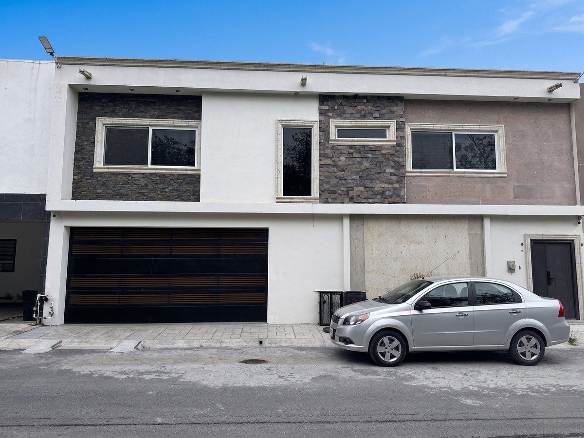 ALUGUEL Casa na Col. Residencial Acacia com piscina privada, Guadalupe, N.L., foto 1 de 33