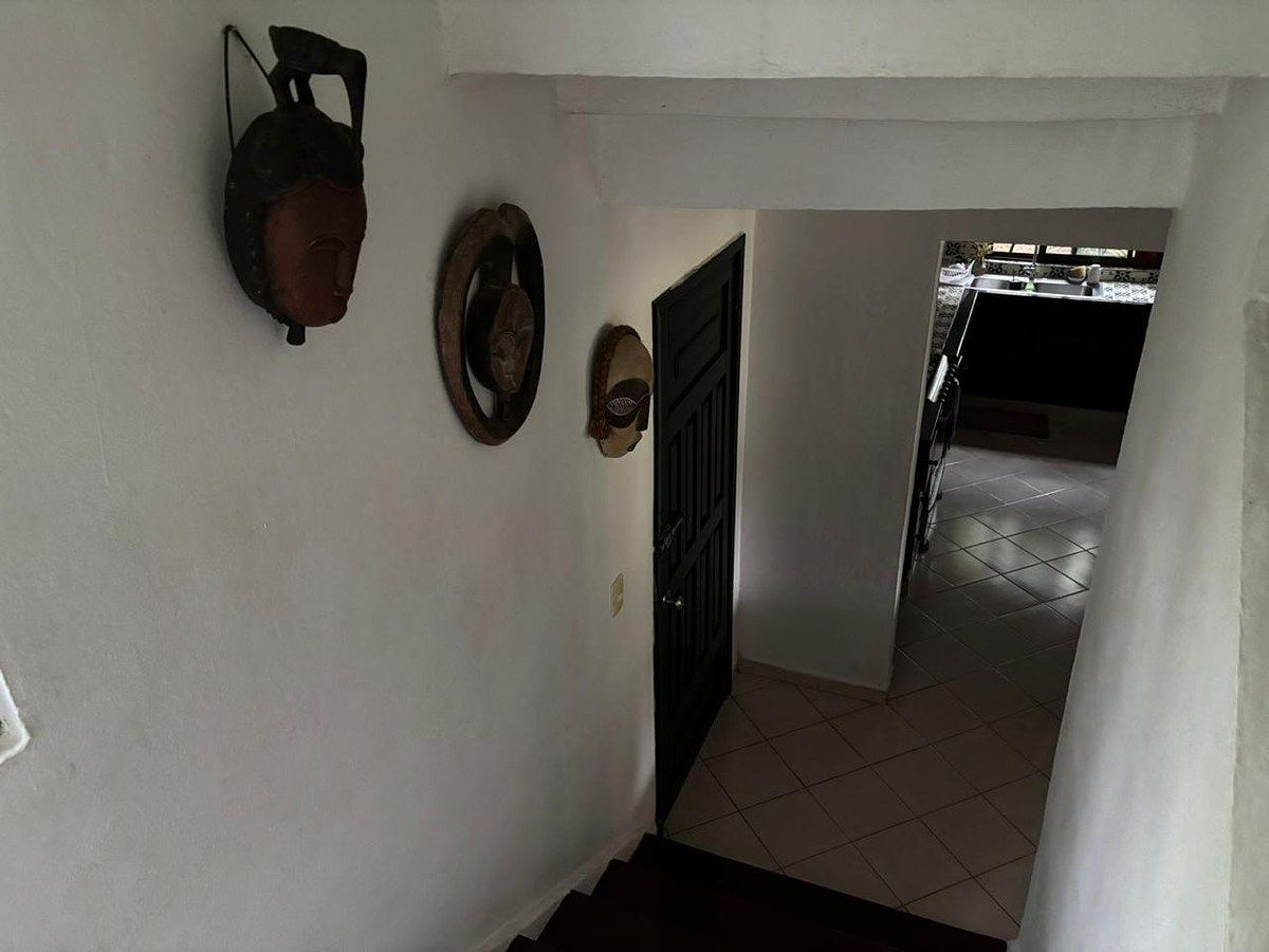 Escalera, foto 5 de 15