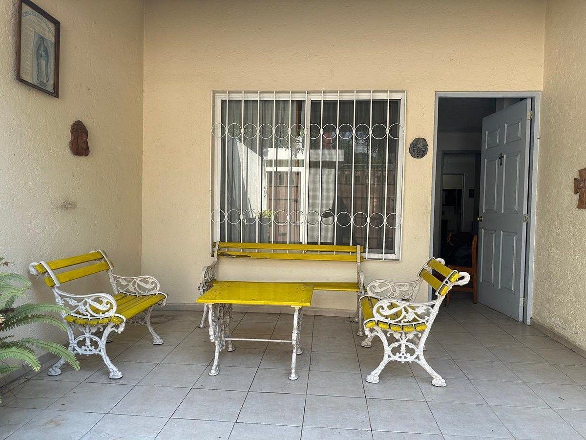 House in Ricardo Flores Magón, Cuernavaca, photo 2 of 11
