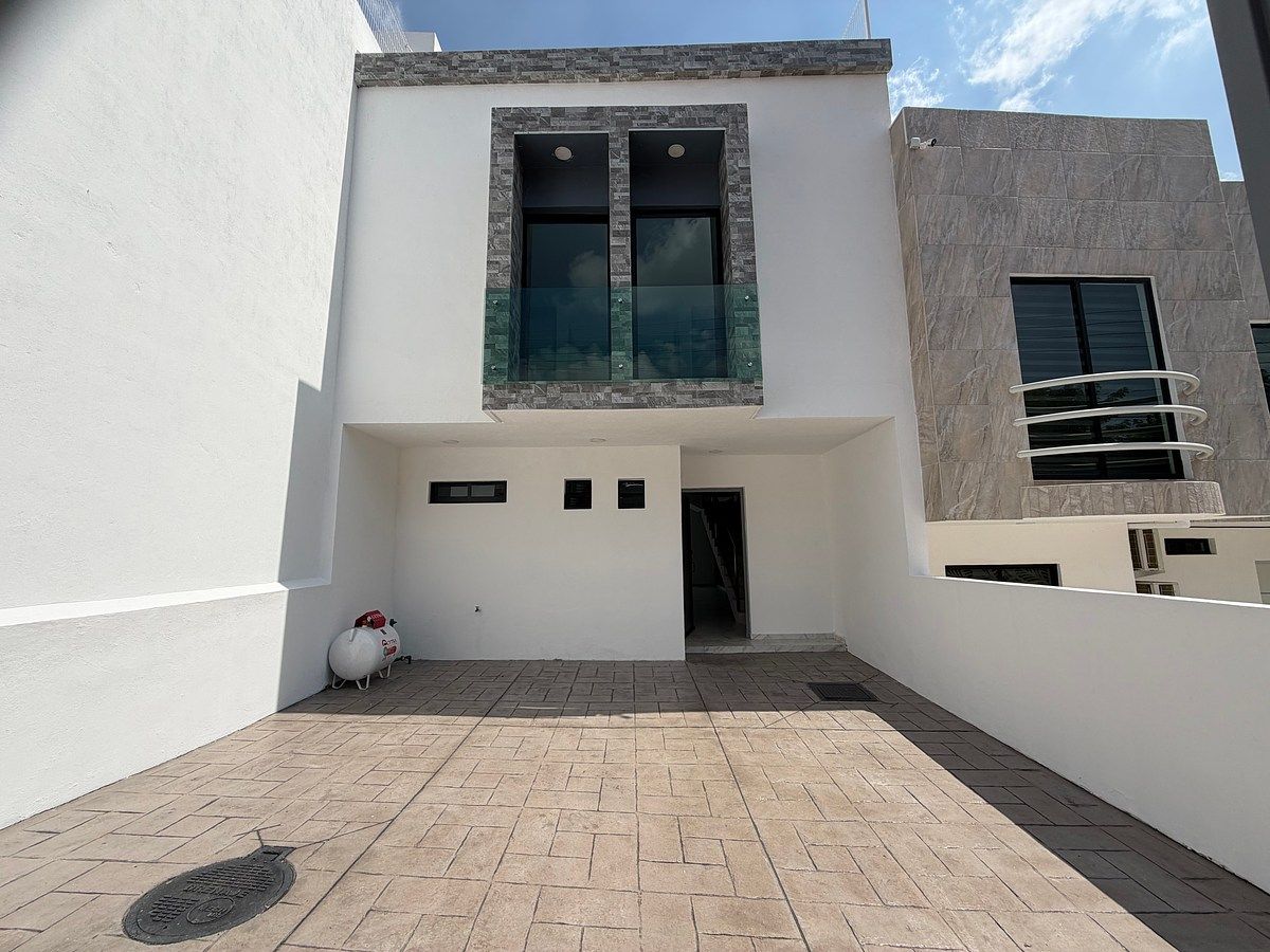 Casa en Cerro Del Tesoro, Tlaquepaque, foto 2 de 27