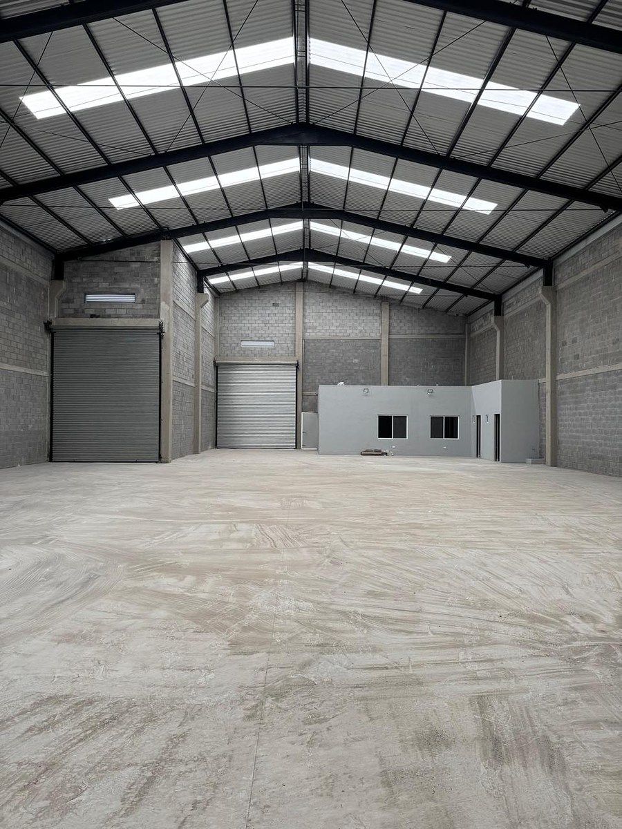 Industrial Warehouse in Micro Empresarios, Santa Catarina, photo 3 of 4