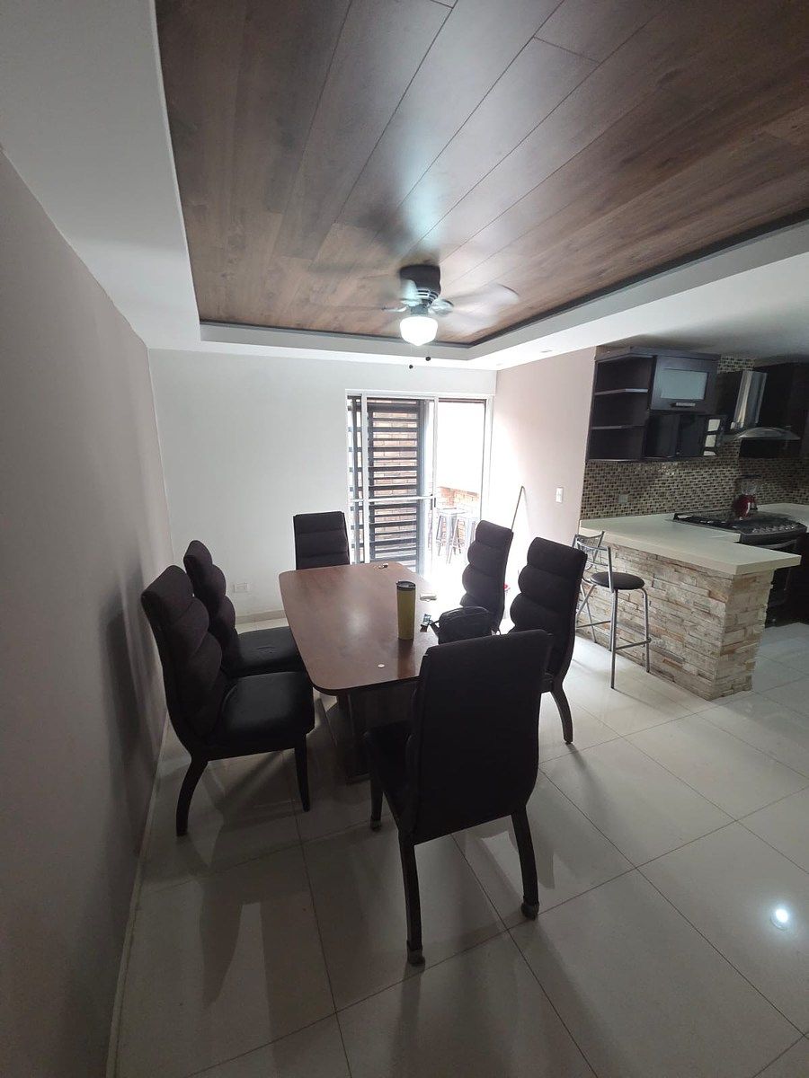 Casa en Cerradas de Santa Rosa 1S 1E, Apodaca, foto 3 de 19