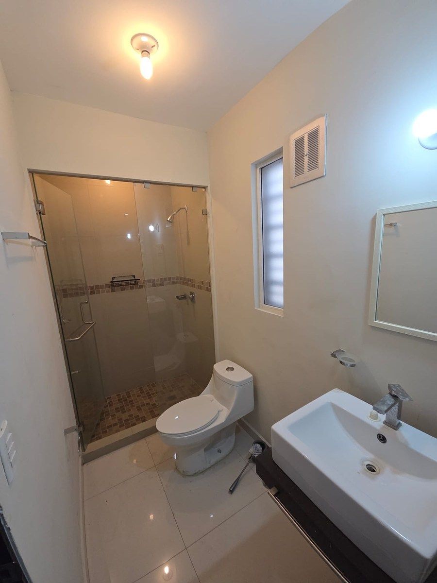 Casa en Cerradas de Santa Rosa 1S 1E, Apodaca, foto 13 de 19